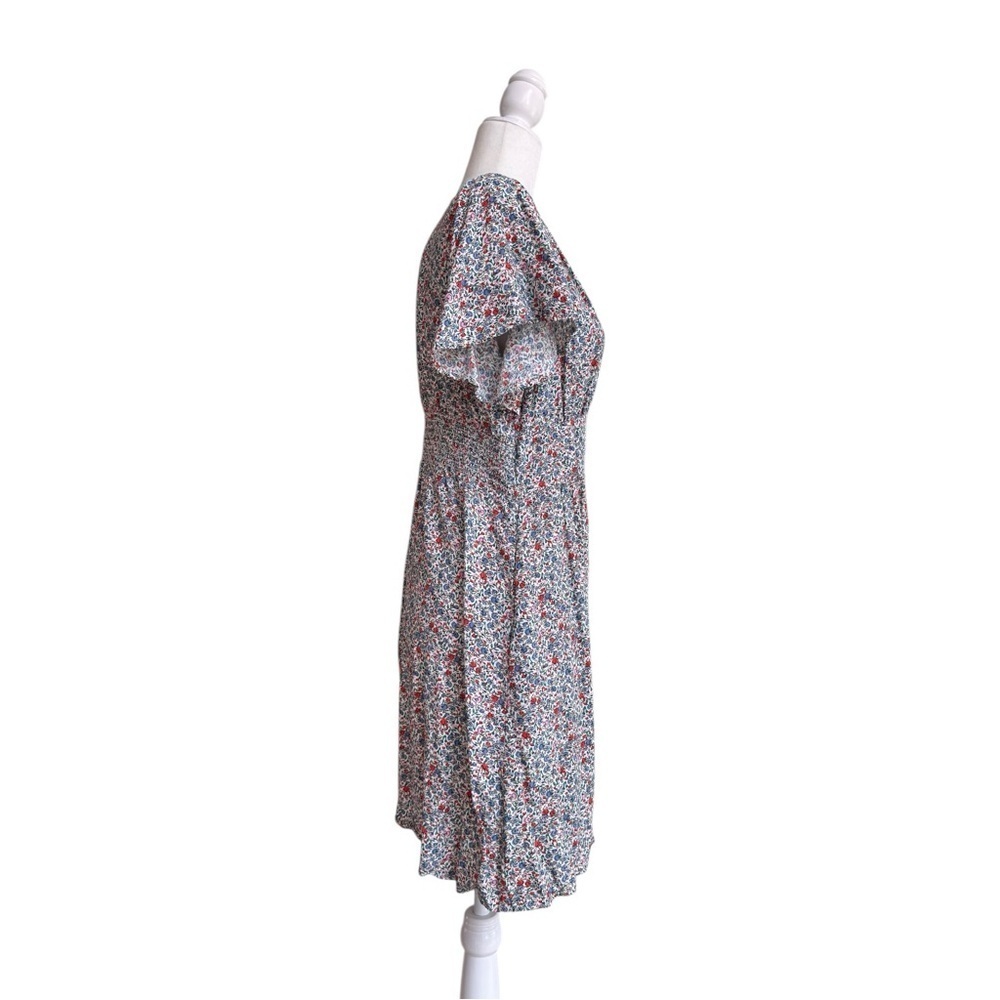 LOFT Short Sleeve V Neck Multicolor Floral Fit Flare Womens Size 2 Pockets - Picture 2 of 15